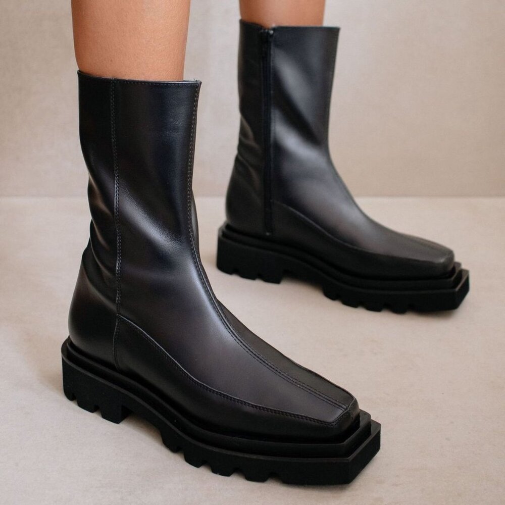 Alohas Block Total Platform Leather Ankle Boots